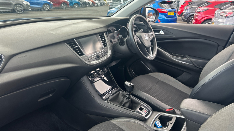 Vauxhall Grandland X 1.2 Turbo Tech Line Nav 5dr Petrol Hatchback